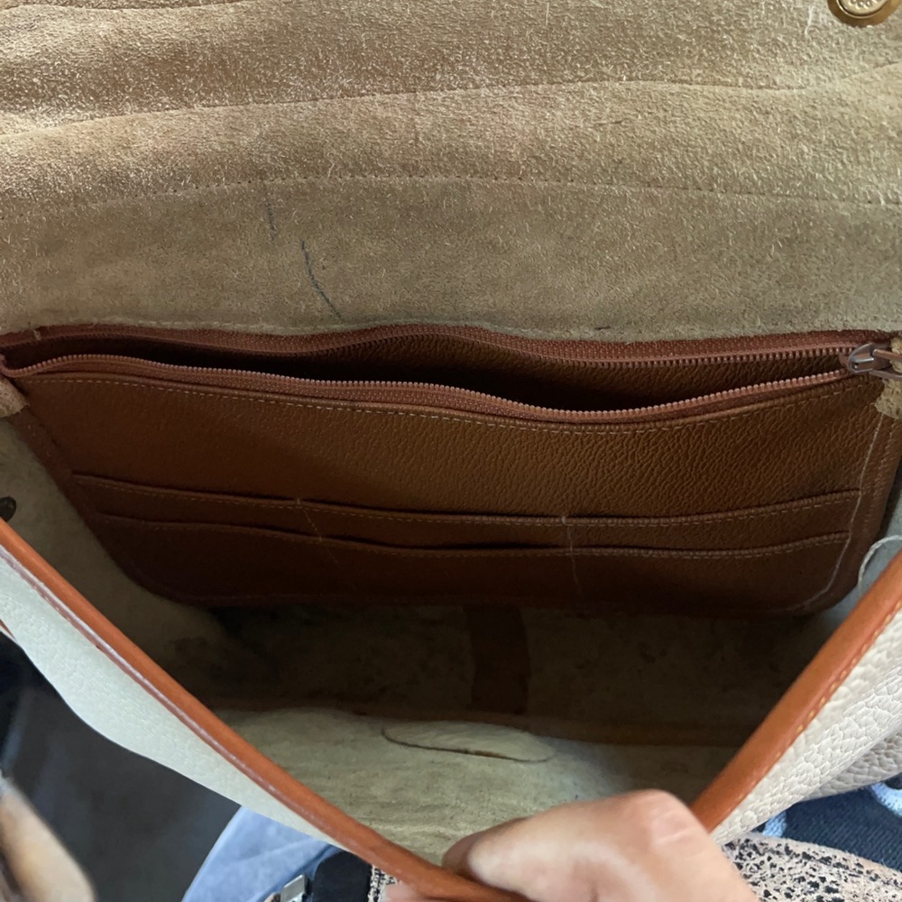 ❌SOLD❌Vintage White Leather Dooney & Bourke Purse - Picture 13 of 15